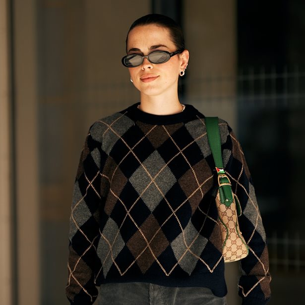 Τα 16 πιο cozy πουλόβερ για τις κρύες μέρες του χειμώνα