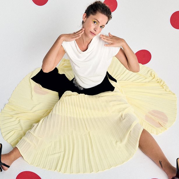 Η Έλλη Τρίγγου βρίσκει τη χαρά μέσα στο σκοτάδι