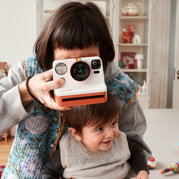 Χριστούγεννα 2025: Αυτό το δώρο θα κρατήσει τις πιο τρυφερές αναμνήσεις σου ανεξίτηλες στον χρόνο