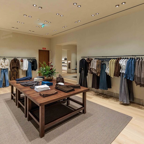 Massimo Dutti: Το νέο κατάστημα στον Πειραιά σου χαρίζει μια ιδιαίτερη εμπειρία shopping