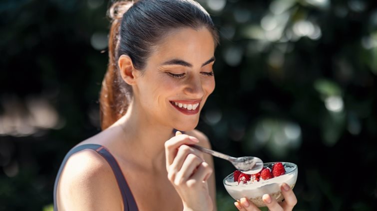 Ποια είναι η χειρότερη ώρα της ημέρας για να ενδώσεις σε σνακ;