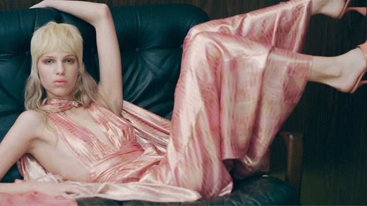 ELLE Ιανουαρίου: Let's Dance Together