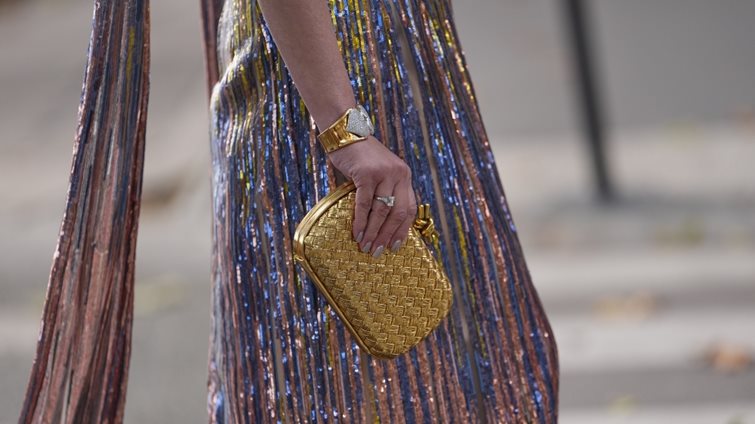 Παραμονή Πρωτοχρονιάς: 3 μανικιούρ που αξίζει σίγουρα να δοκιμάσεις