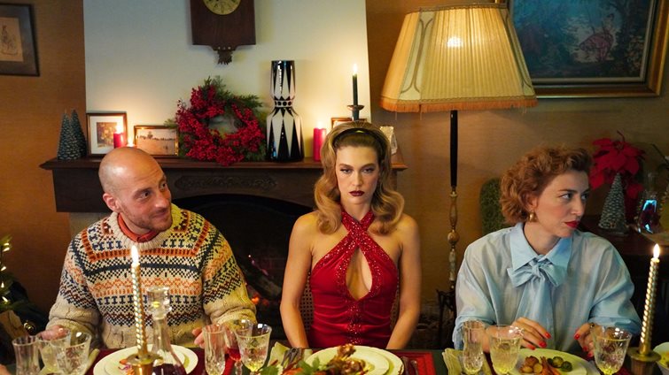 A Not So Silent Night: To fashion film της Vassia Kostara είναι αφιερωμένο σε όλες τις γυναίκες που δεν φοβούνται να ζήσουν