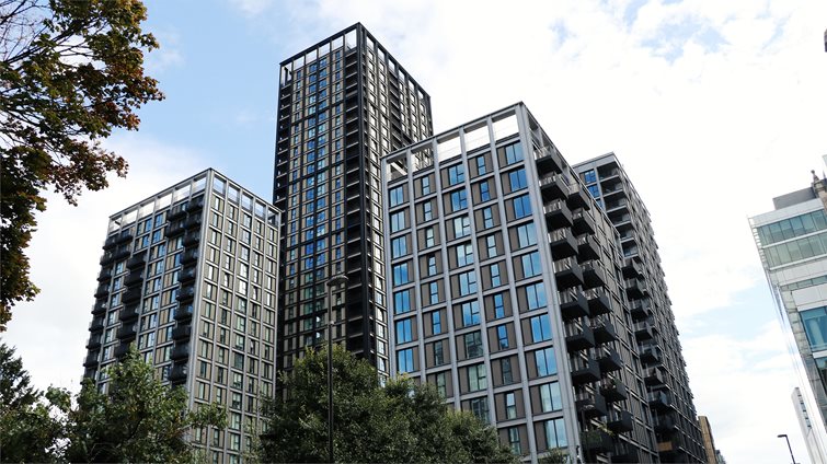 ALUMIL: Υλοποιήθηκαν τα έργα Taberner House & Woodberry Down στο Λονδίνο με συστήματα της εταιρείας