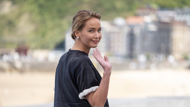 Jennifer Lawrence: Η αλλαγή στα μαλλιά της που την έκανε να μοιάζει με το απόλυτο french girl