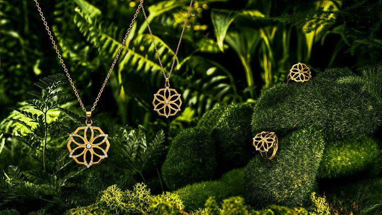 Βρήκαμε το γούρι για το 2026 και είναι το πιο όμορφο κοσμήμα που θα φοράς τη νέα χρονιά