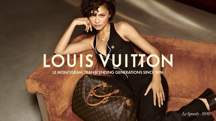 Η Zendaya πρωταγωνιστεί στη νέα καμπάνια Louis Vuitton για τα 130 χρόνια του Monogram