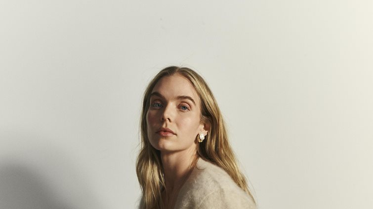 Το αγαπημένο ζευγάρι παπουτσιών των fashion insiders βρίσκεται στα hot items της σεζόν