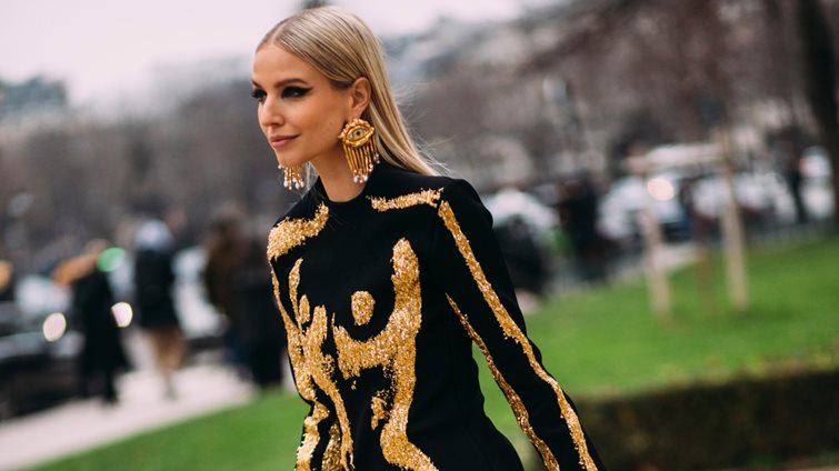 Τι φοράνε τα it-girls στα πάρτι της σεζόν; Κράτα σημειώσεις!