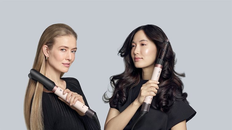 Power of Styling: Αυτό το hair tool προσφέρει αμέτρητα χτενίσματα και δεν επιβαρύνει την τρίχα