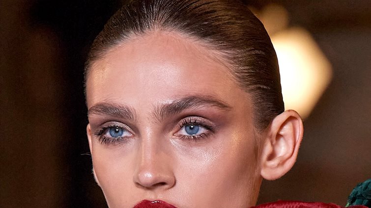 Τα απόλυτα κόκκινα κραγιόν σε liquid μορφή που θα λατρέψεις