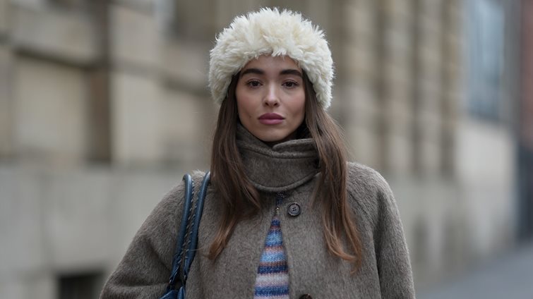 Κρύωσες; Αυτά τα ισοθερμικά κομμάτια θα σε κρατήσουν ζεστή χωρίς να θυσιάσεις το στυλ σου