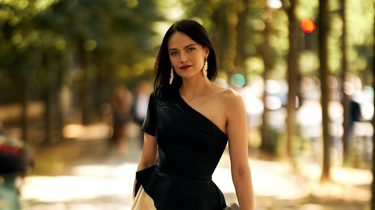 Always Younge: Αυτό το πολυτελές serum διατηρεί τη ζωντάνια και τη νεανικότητα στην επιδερμίδα