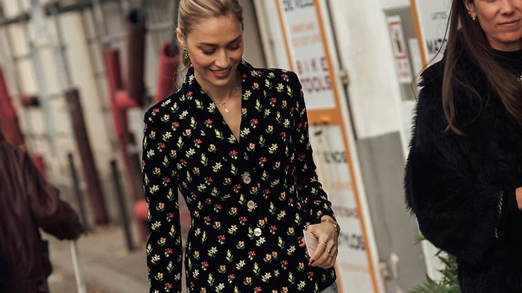 Αυτό είναι το τζιν από M&S που χρειάζεσαι για τις casual εμφανίσεις σου