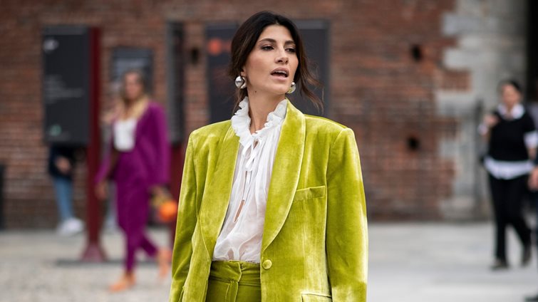 Βελούδινο σακάκι: Το απόλυτο fashion item για τις κομψές βραδινές εμφανίσεις σου