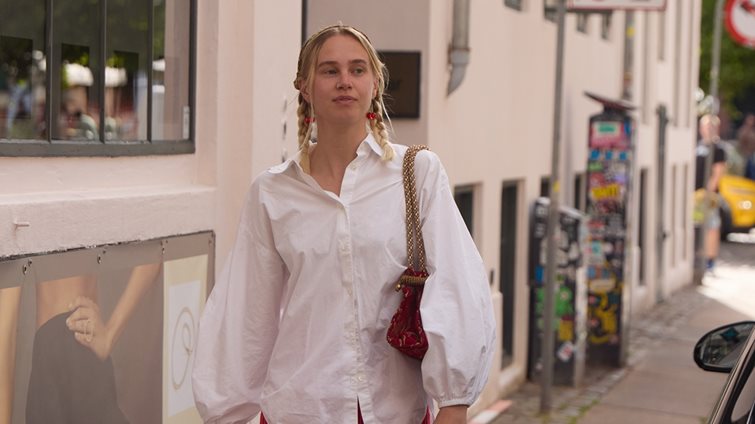 Το "ακριβό" πουκάμισο από ZARA που θα θες να φοράς κάθε μέρα κοστίζει κάτω από 25 ευρώ