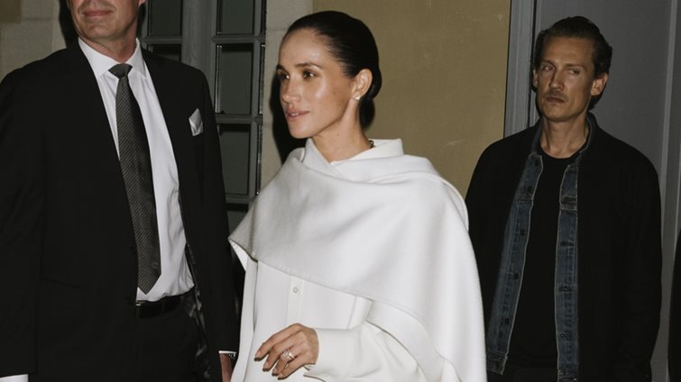 Meghan Markle: Αντίγραψε το parisian look της με αυτή την κομψή κάπα από ZARA