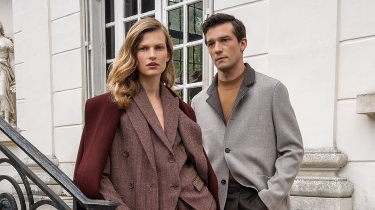 Σε αυτή τη συλλογή ανακαλύψαμε τα κομμάτια που αποπνέουν παριζιάνικη αύρα μέσα από μία σύγχρονη ματιά