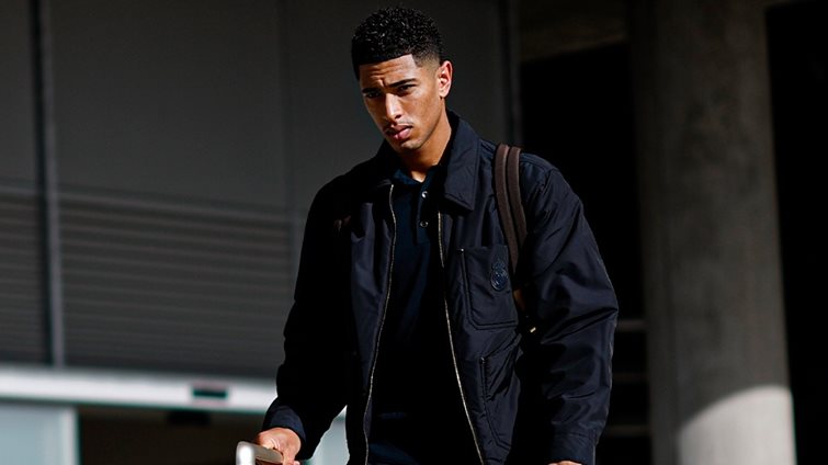 Ποδόσφαιρο και πολυτέλεια: Η Ρεάλ Μαδρίτης φόρεσε Louis Vuitton στην Αθήνα