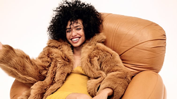 Πλεκτά, faux γούνες & puffer μπουφάν: Σε αυτά τα κομμάτια αξίζει να επενδύσεις αυτό τον χειμώνα