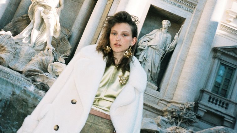 Ντύσου σαν Ιταλίδα: Αυτά τα κομμάτια θα σου χαρίσουν κομψό στυλ