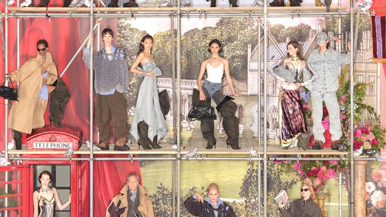 Glenn Martens x H&M: Παίρνουμε μία γεύση από τη νέα exclusive συνεργασία που θα ιντριγκάρει τους fashion lovers