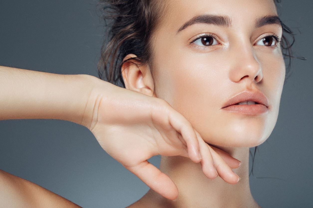 Αυτό είναι το skincare tip που δεν θέλουν με τίποτα να ξανά ακούσουν οι δερματολόγοι