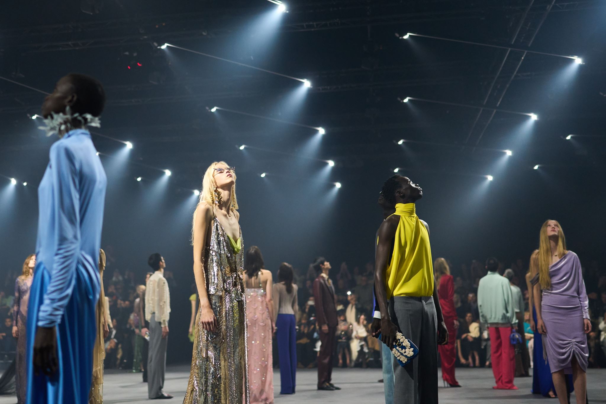Valentino SS26: Οι "πυγολαμπίδες" του Alessadro Michele είναι το φωτεινό μέλλον της μόδας;
