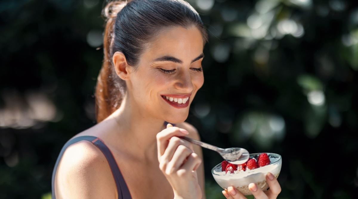 Ποια είναι η χειρότερη ώρα της ημέρας για να ενδώσεις σε σνακ;