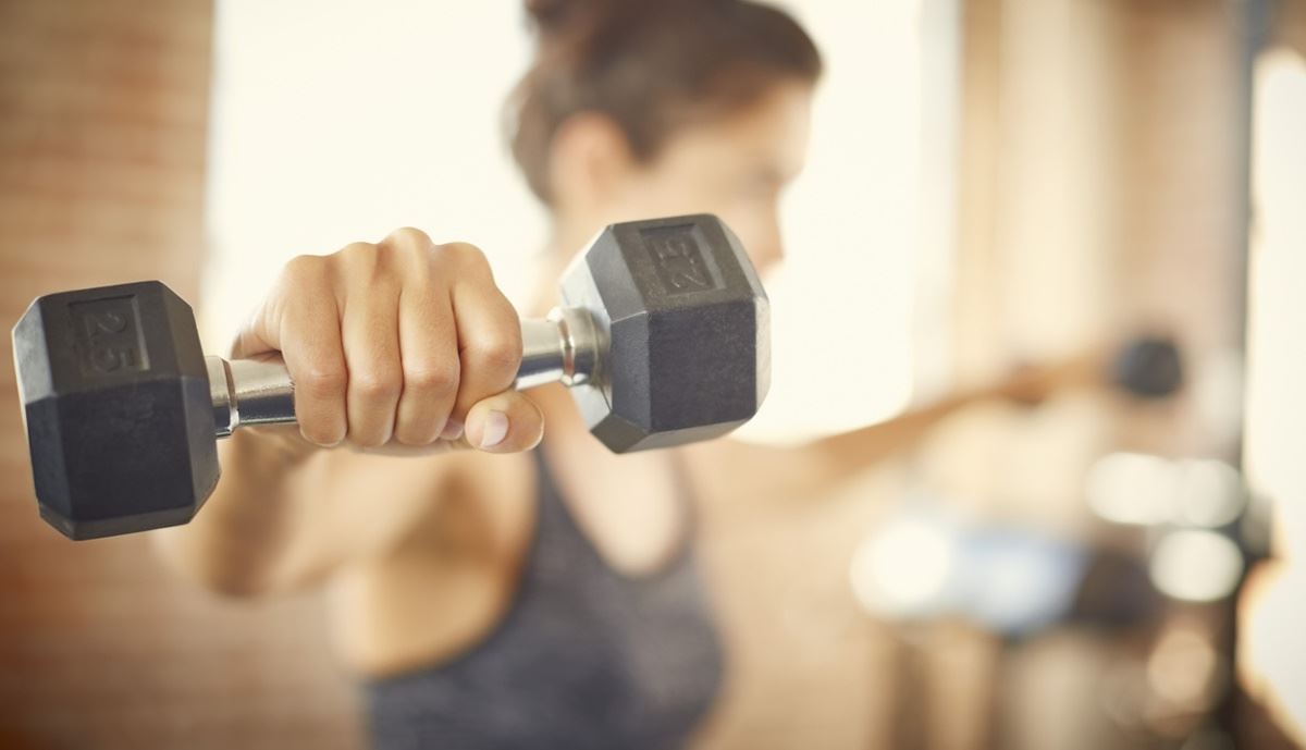 Χαλαρά μπράτσα; Έχουμε την αλάνθαστη τεχνική για να τα ξεφορτωθείς μια για πάντα