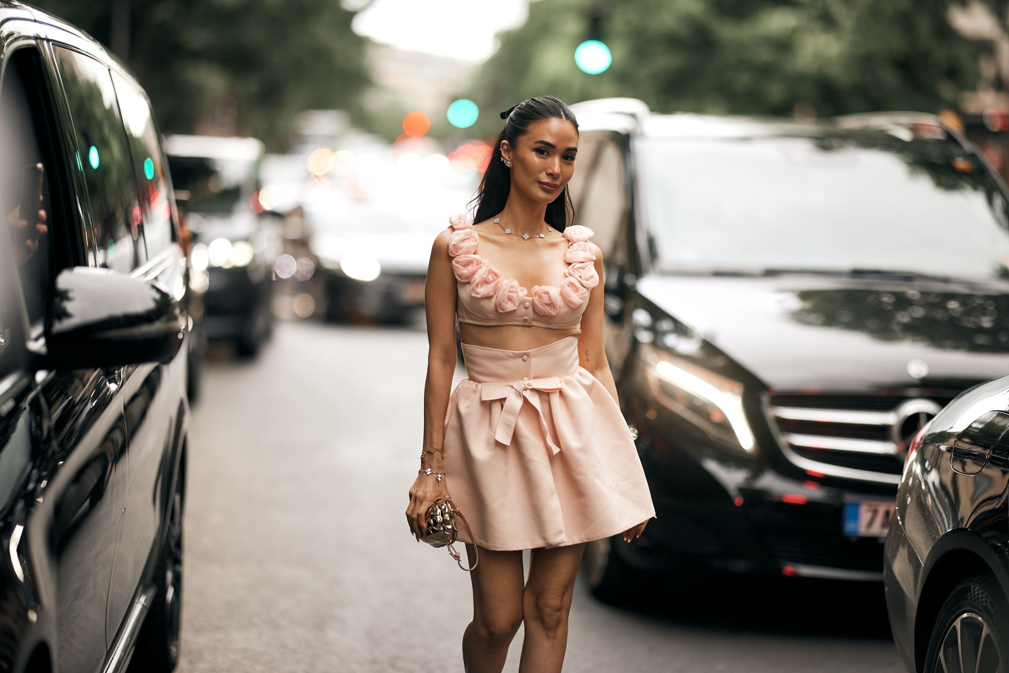 Pretty in pink: 5 τσάντες στην cute απόχρωση που θα πρωταγωνιστήσει το φθινόπωρο