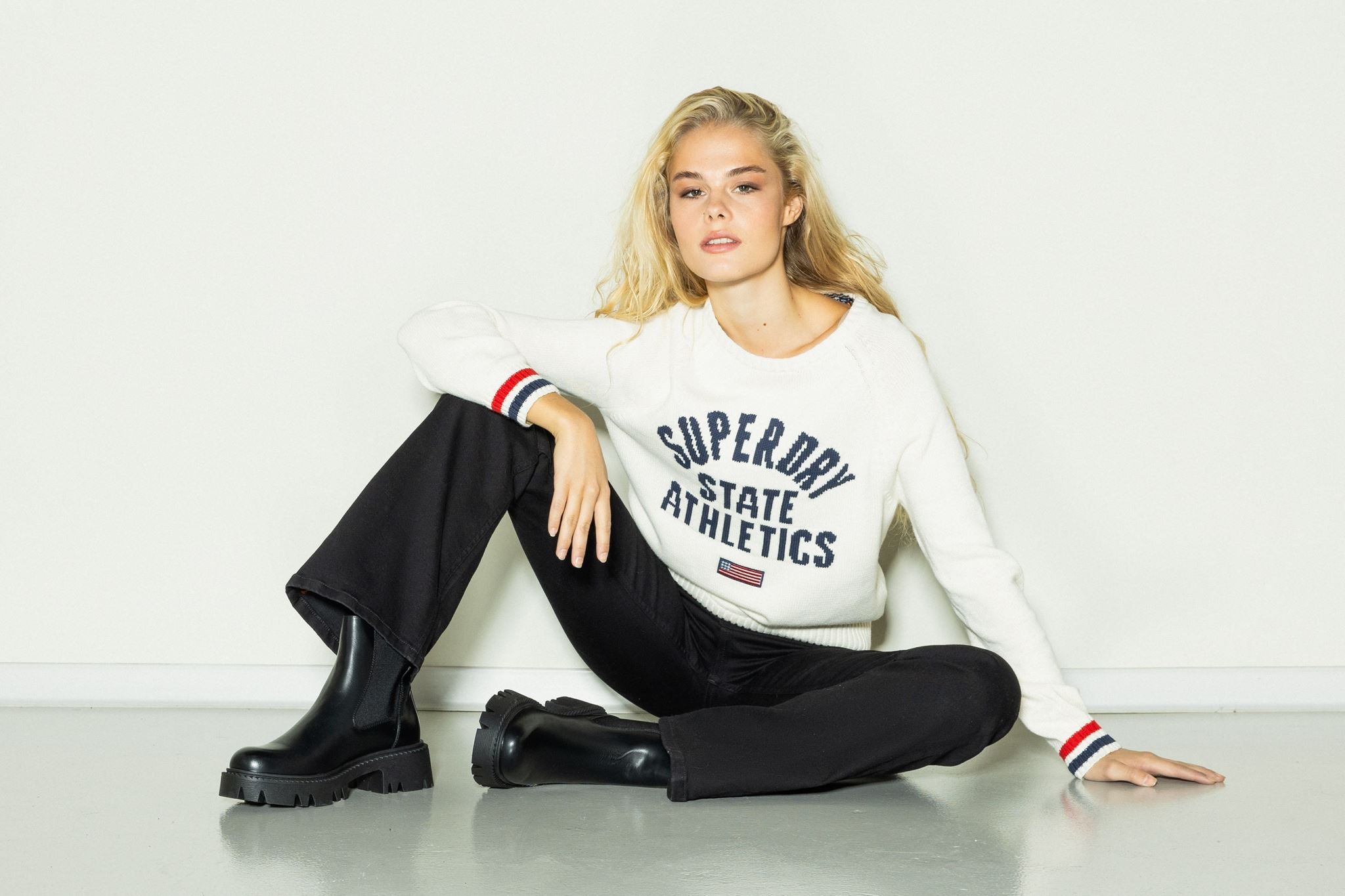 Αυτή η συλλογή συνδυάζει το streetwear πνεύμα με την τεχνική αρτιότητα και τη σύγχρονη αισθητική