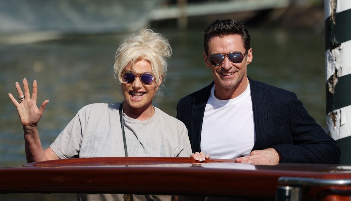 Deborra Lee Furness: Έσπασε τη σιωπή της για την "προδοσία" καθώς οριστικοποιήθηκε το διαζύγιο με τον Hugh Jackman