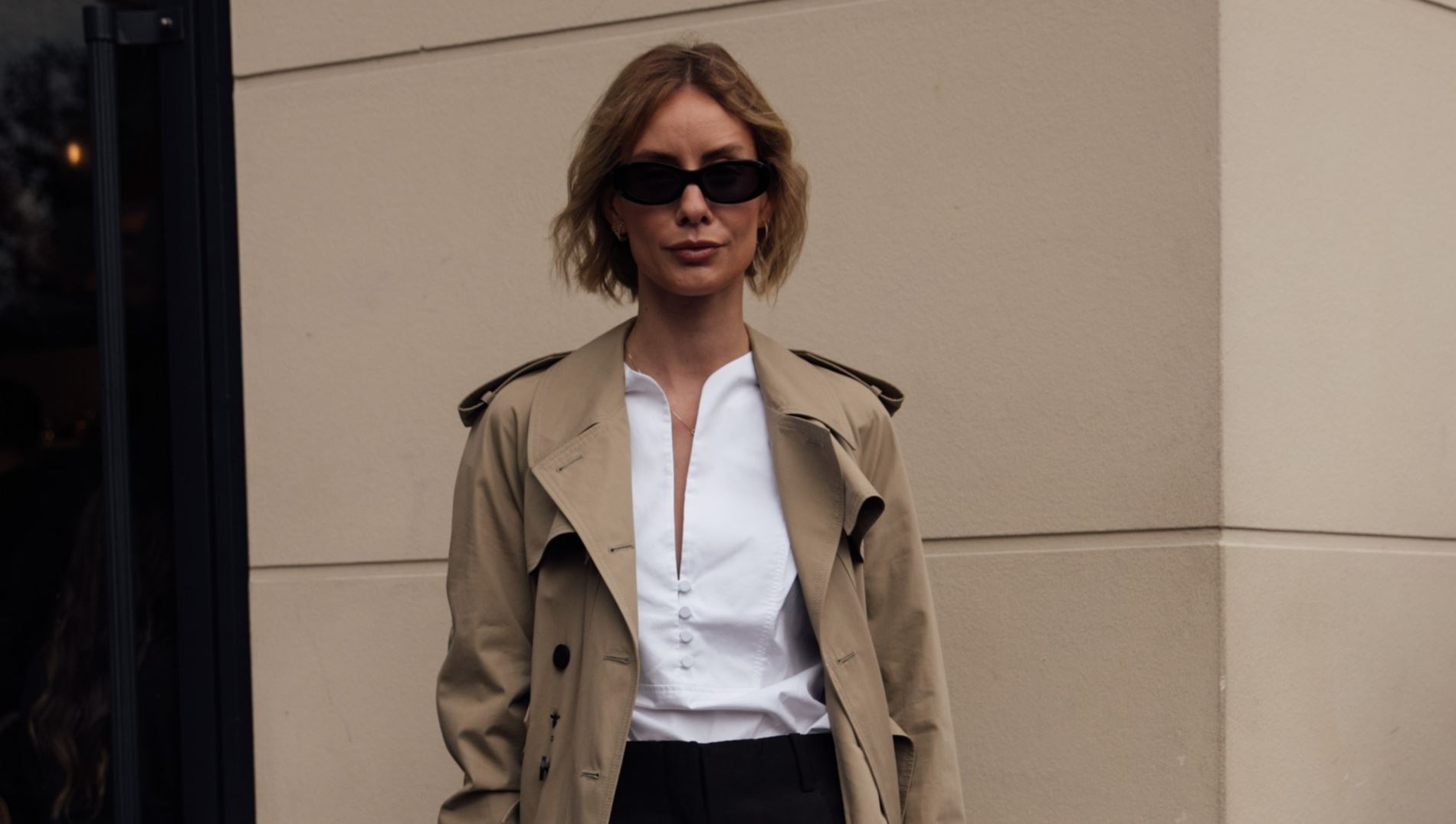 Cropped καμπαρντίνες: Πώς θα συνδυάσεις την trending τάση της σεζόν