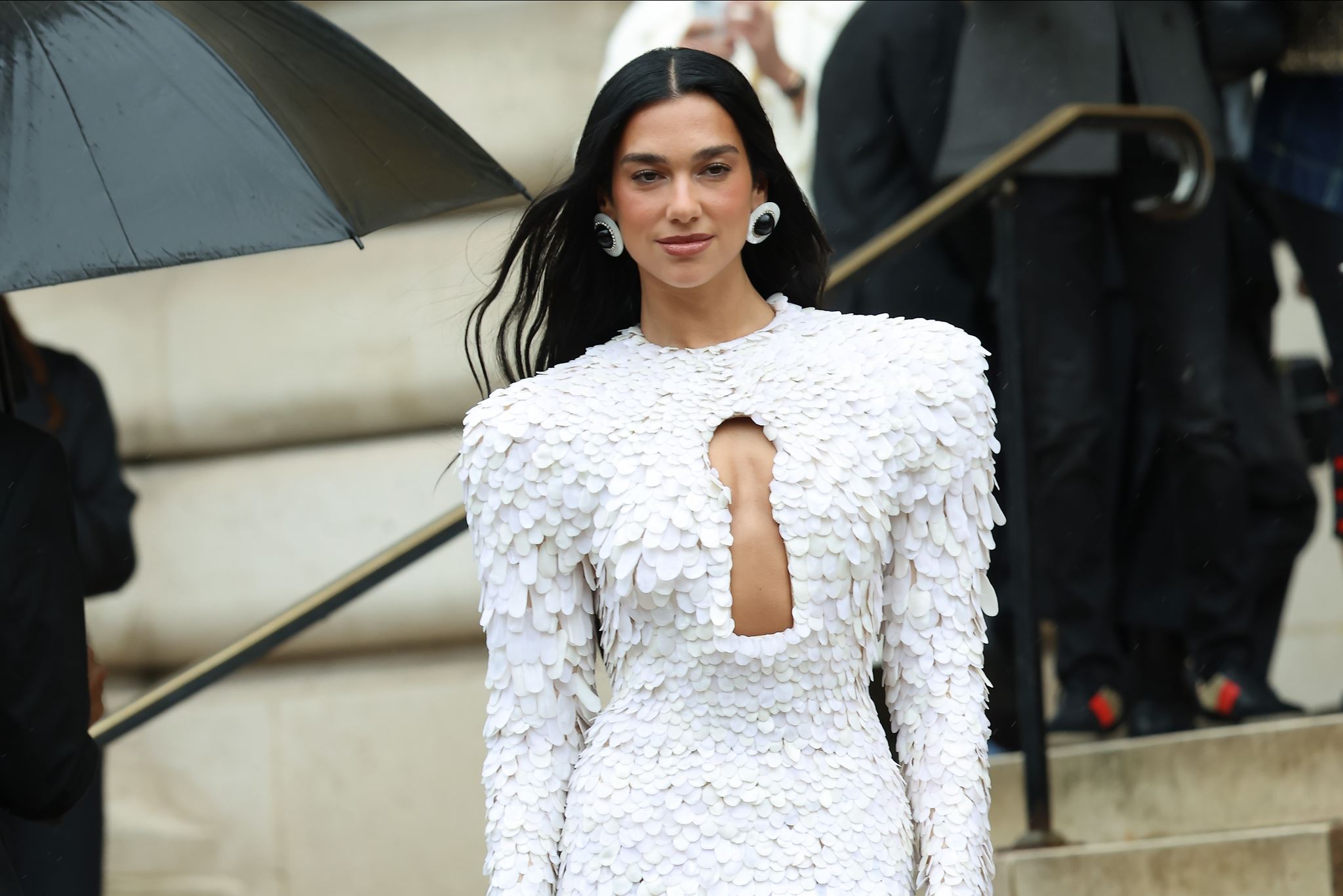 Dua Lipa: Αυτό είναι το μυστικό της για πιο σαρκώδη