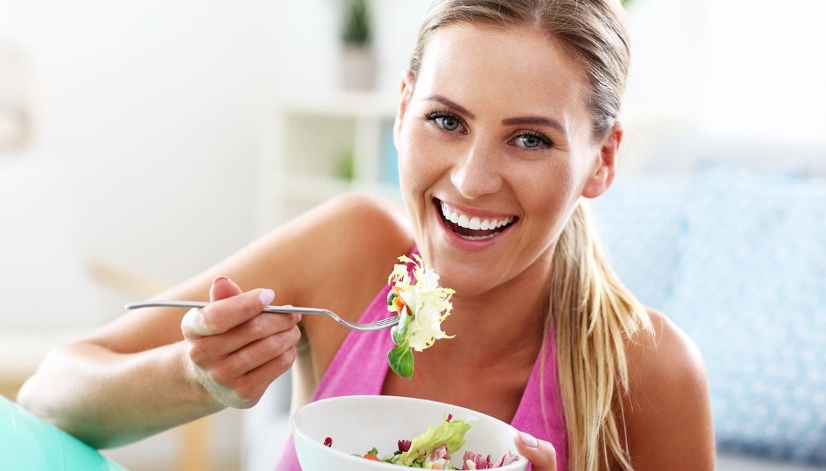 Το συστατικό που σε βοηθά να χάσεις βάρος αρκεί να το προσθέσεις στις σαλάτες σου