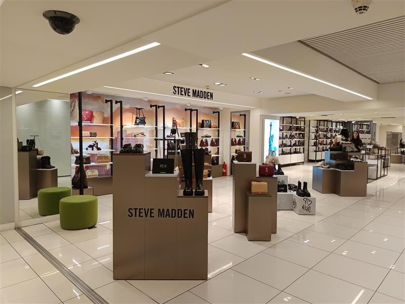 Η Steve Madden άνοιξε το νέο της corner στο Attica City Link