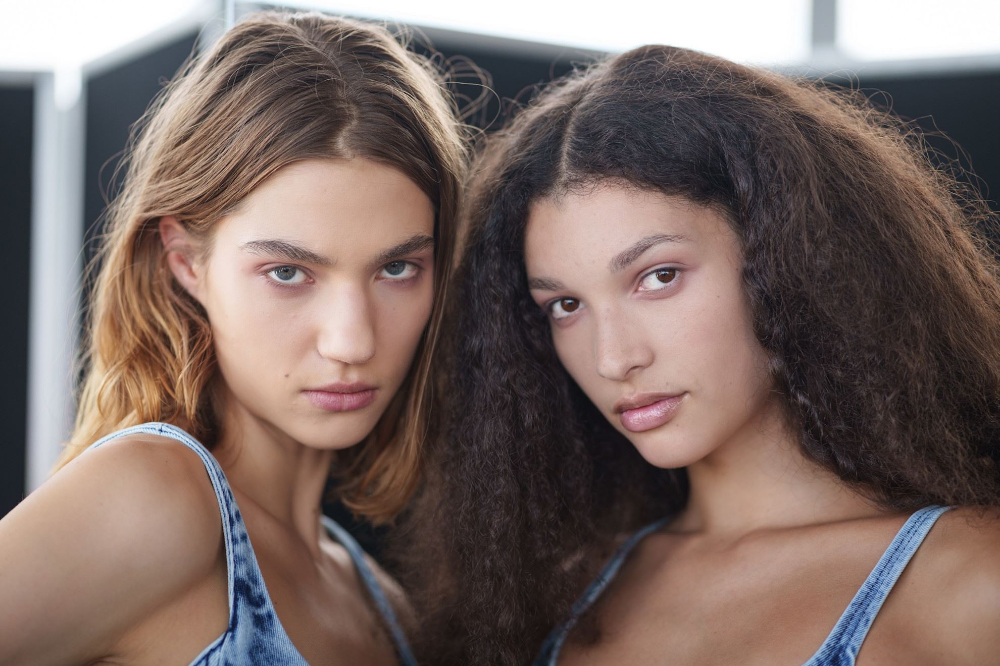 Brush-on Fragrances: 3 νέα εκπληκτικά αρώματα από τη Zara σε μορφή πινέλου