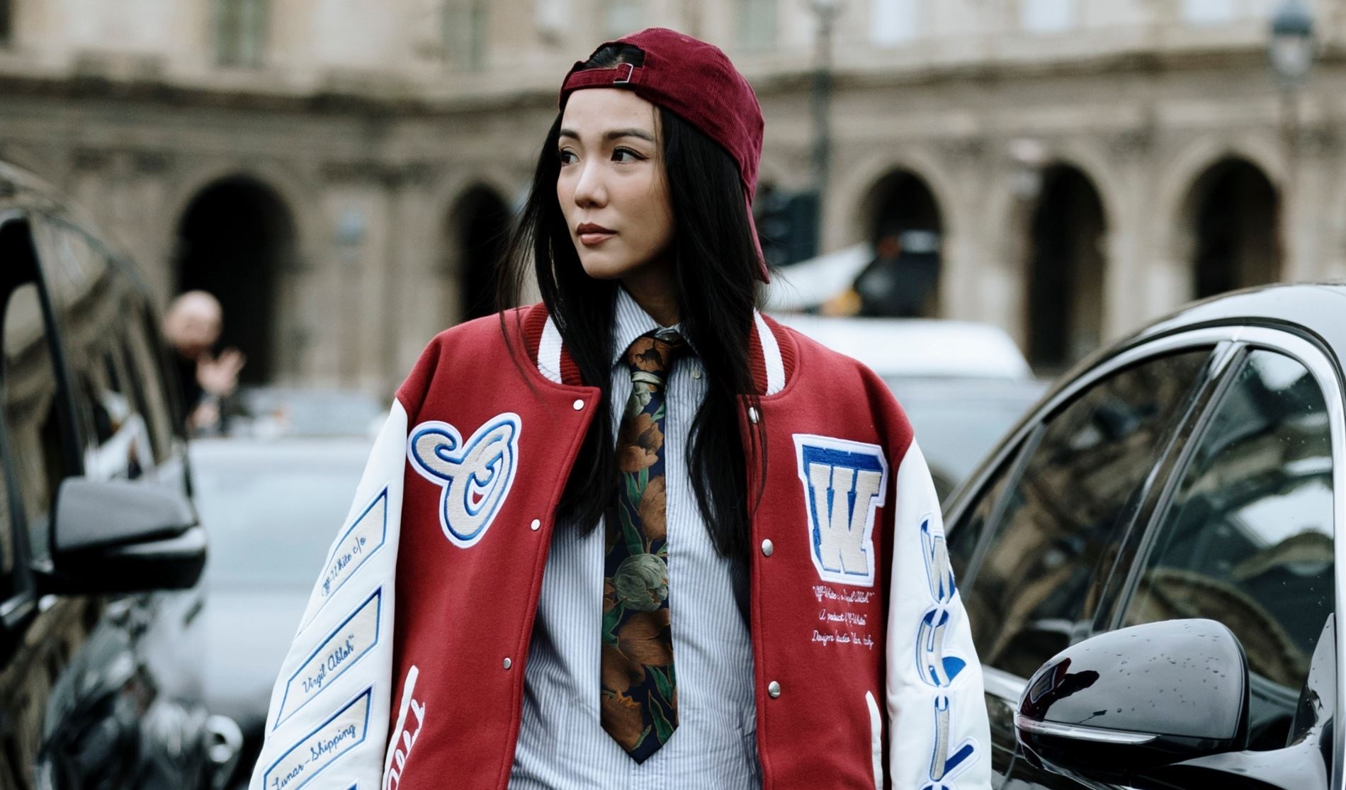 Κολεγιακό στιλ: Πώς θα αποκτήσεις stylish outfits που δεν θα μοιάζουν με στολές
