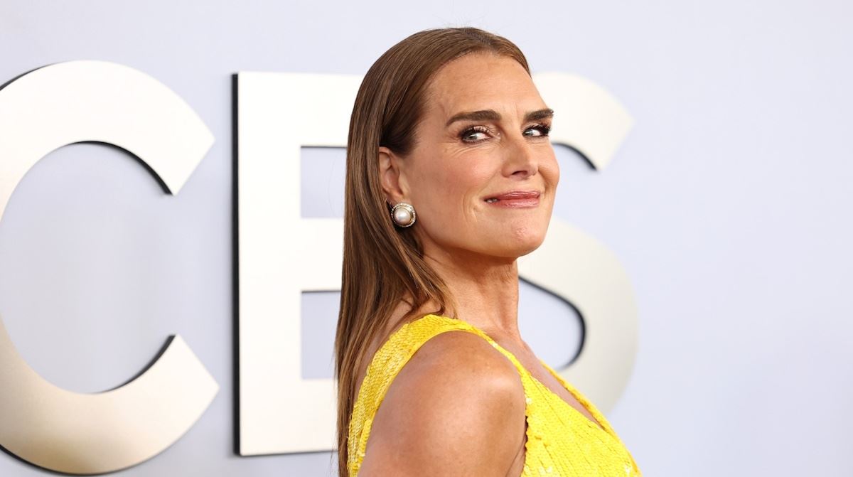 Η Brooke Shields ποζάρει με μπικίνι και όλοι οι fans της είχαν την ίδια αντίδραση