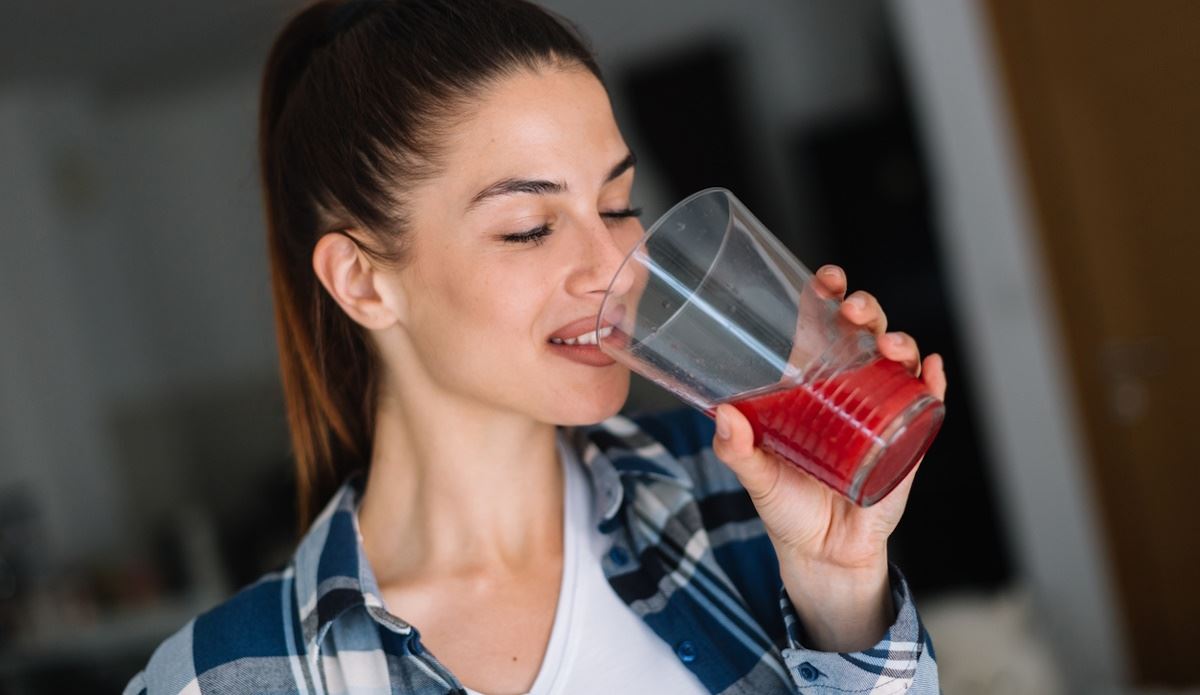 Tο άγνωστο ρόφημα που λιώνει το λίπος στην κοιλιά σε 30 ημέρες