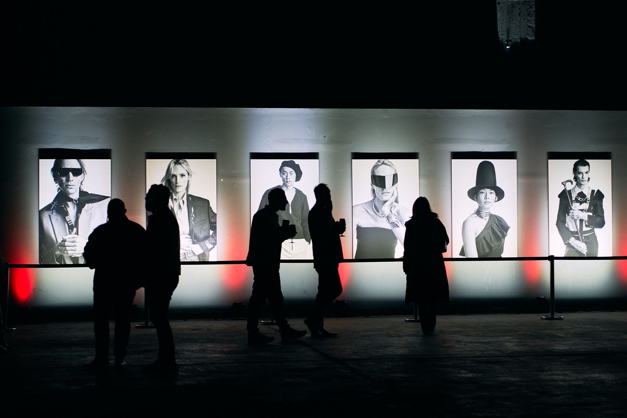 Minas: Ένα "We are humans after all" πάρτι στην καρδιά του χειμώνα