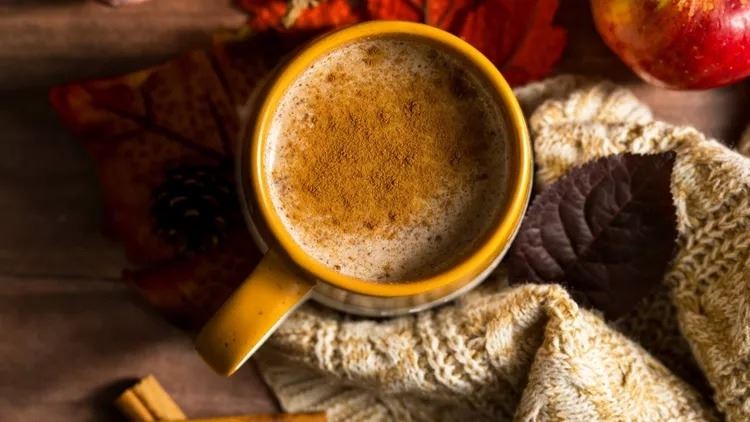 Ο πιο viral χειμωνιάτικος καφές - θα μυρίζει το σπίτι Χριστούγεννα