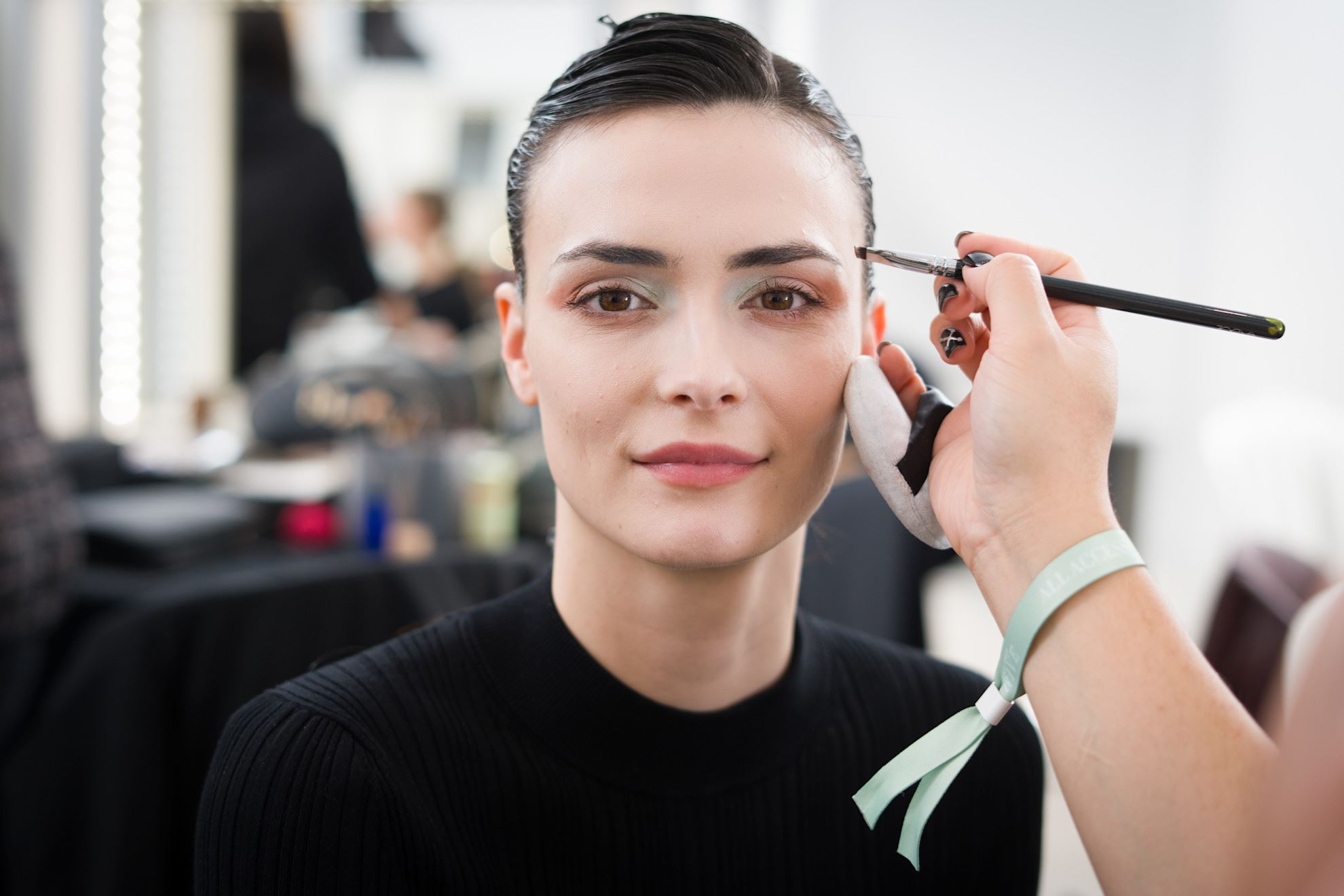 Τα viral προϊόντα που αξίζει να δοκιμάσεις από το brand που λατρεύουν οι gurus του μακιγιάζ