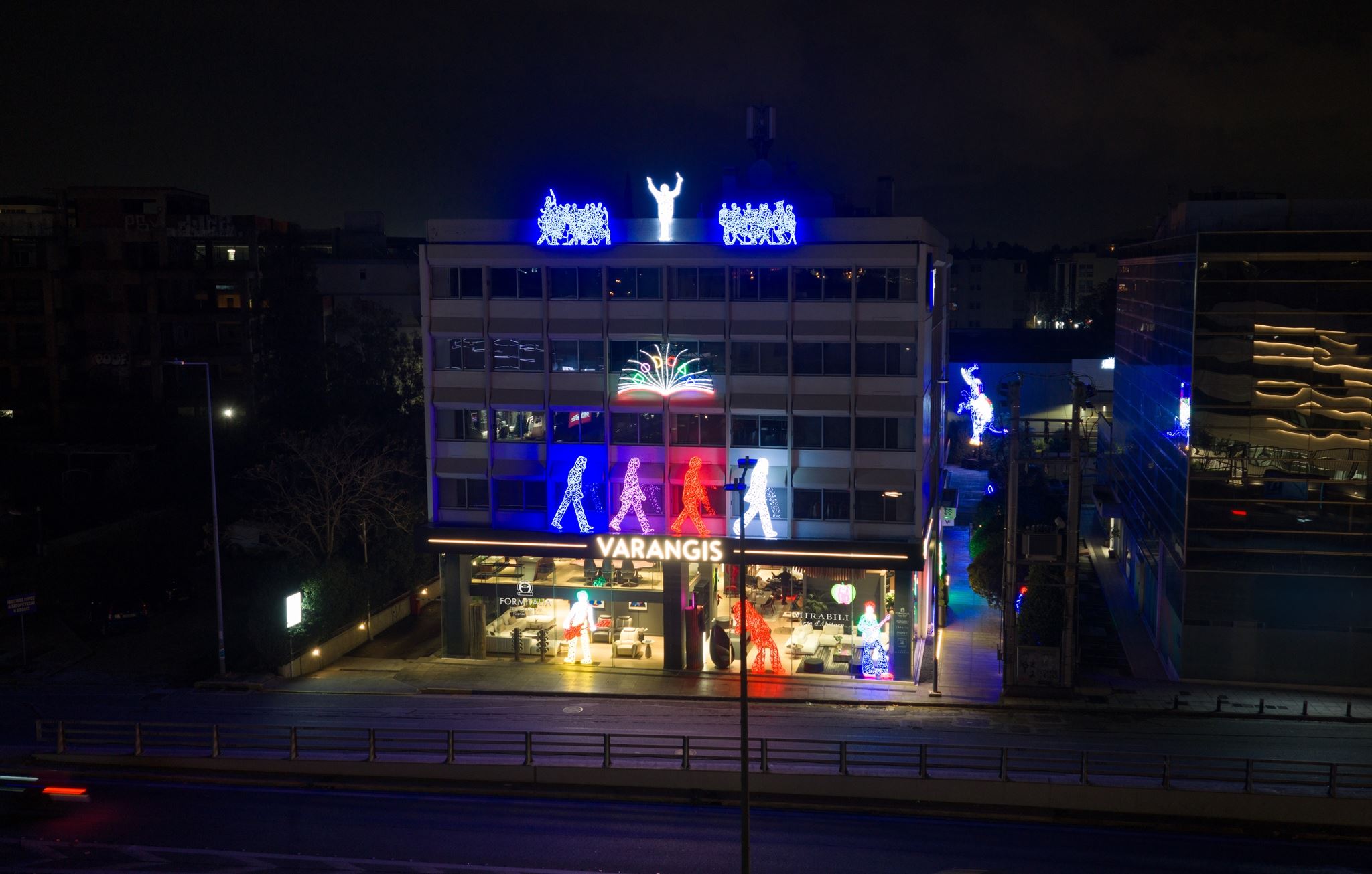 Όταν το φως γίνεται τέχνη: Ο Marco Lodola στη VARANGIS