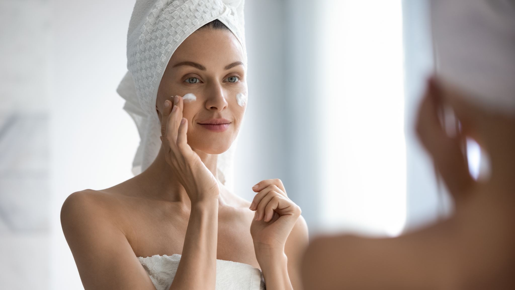 "Skin Fasting": Τι είναι ακριβώς και πώς λειτουργεί για την επιδερμίδα μας αυτή η μέθοδος;