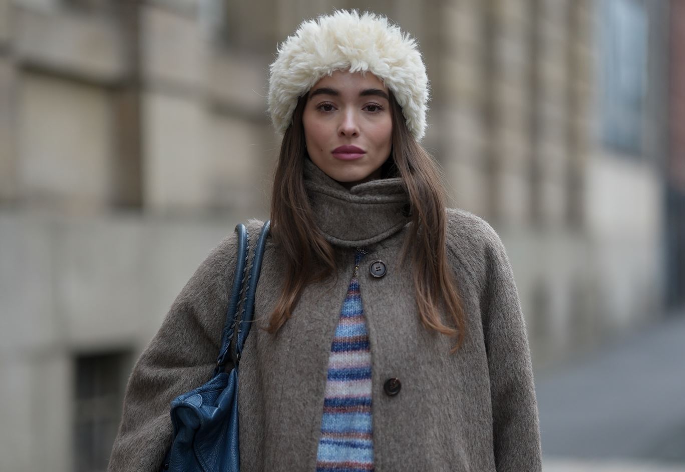 Κρύωσες; Αυτά τα ισοθερμικά κομμάτια θα σε κρατήσουν ζεστή χωρίς να θυσιάσεις το στυλ σου