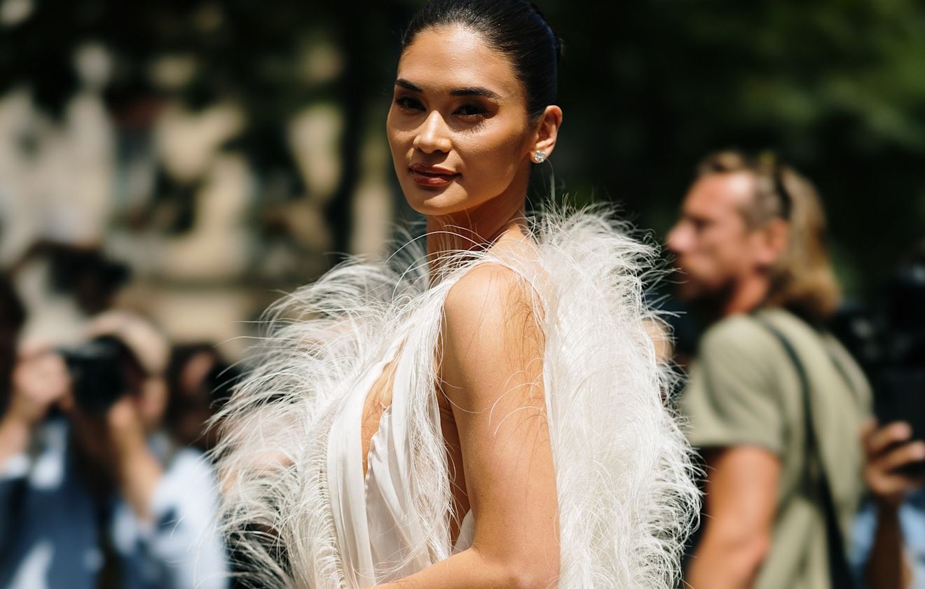 Φτερά: Το απελευθερωτικό trend της άνοιξης που αξίζει να δοκιμάσεις