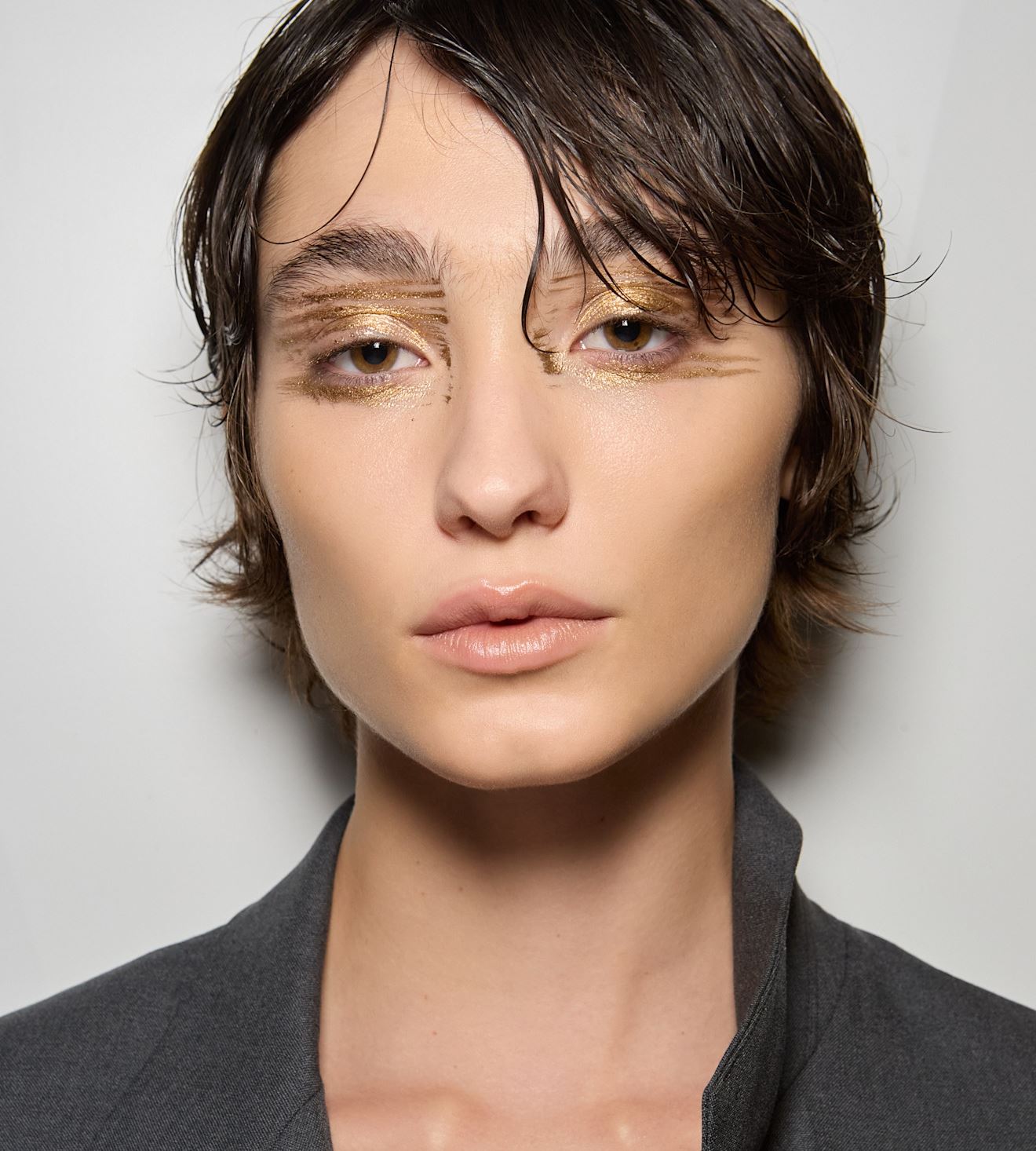 2 beauty trends που θα δούμε να πρωταγωνιστούν στα social media το 2025